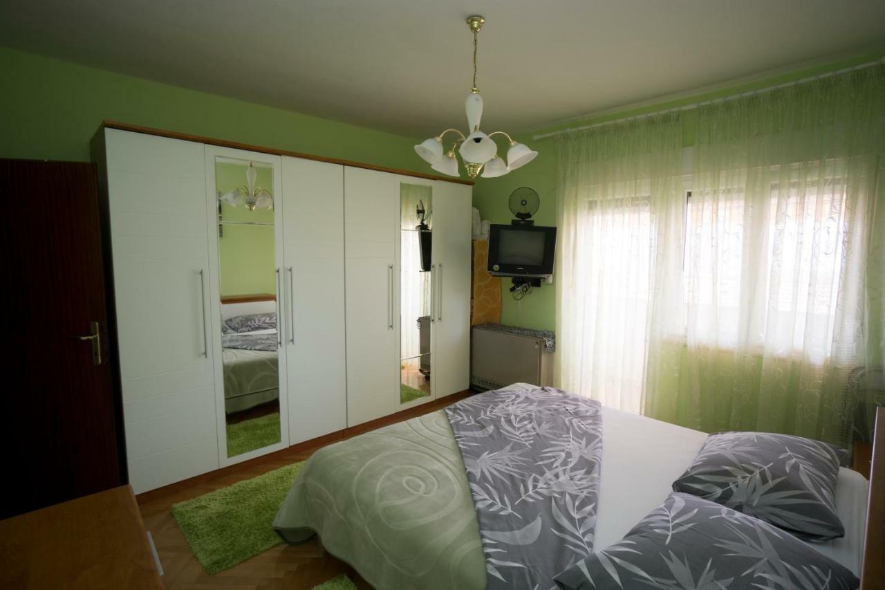 Апартаменты Apartman Barbi Сплит Экстерьер фото